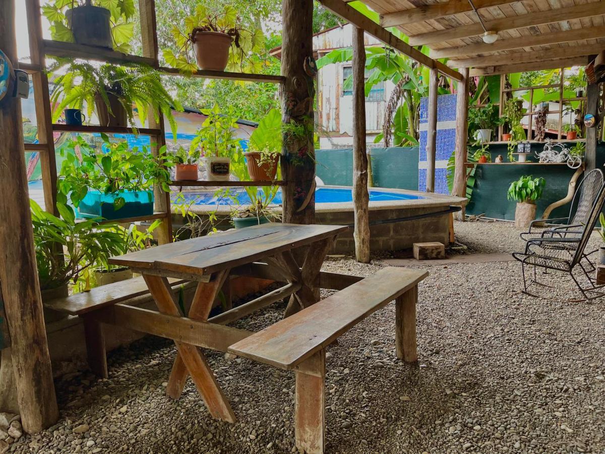 Hostel Rustico Marabi Tárcoles エクステリア 写真