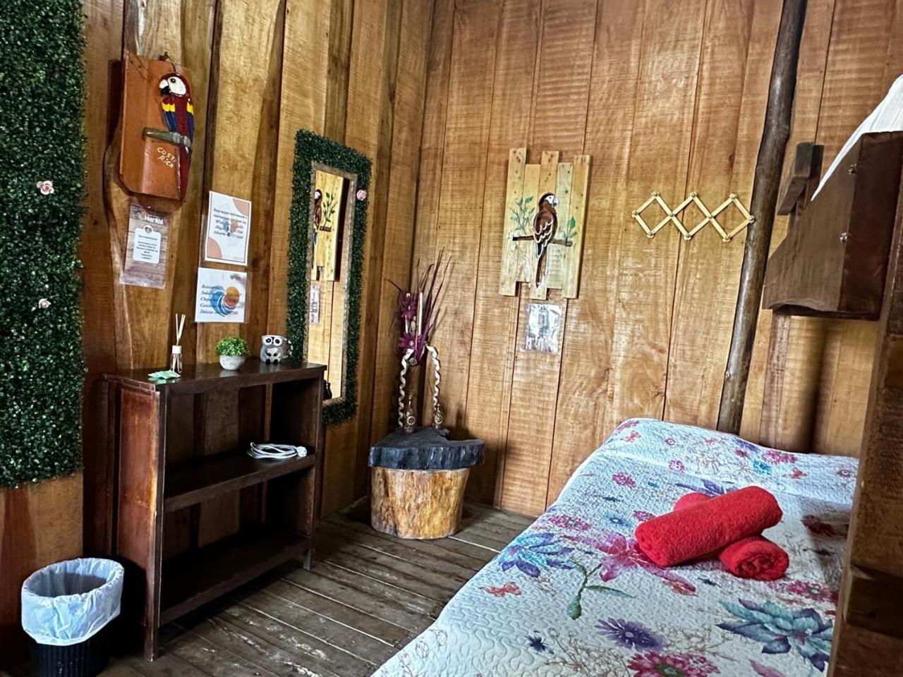 Hostel Rustico Marabi Tárcoles エクステリア 写真